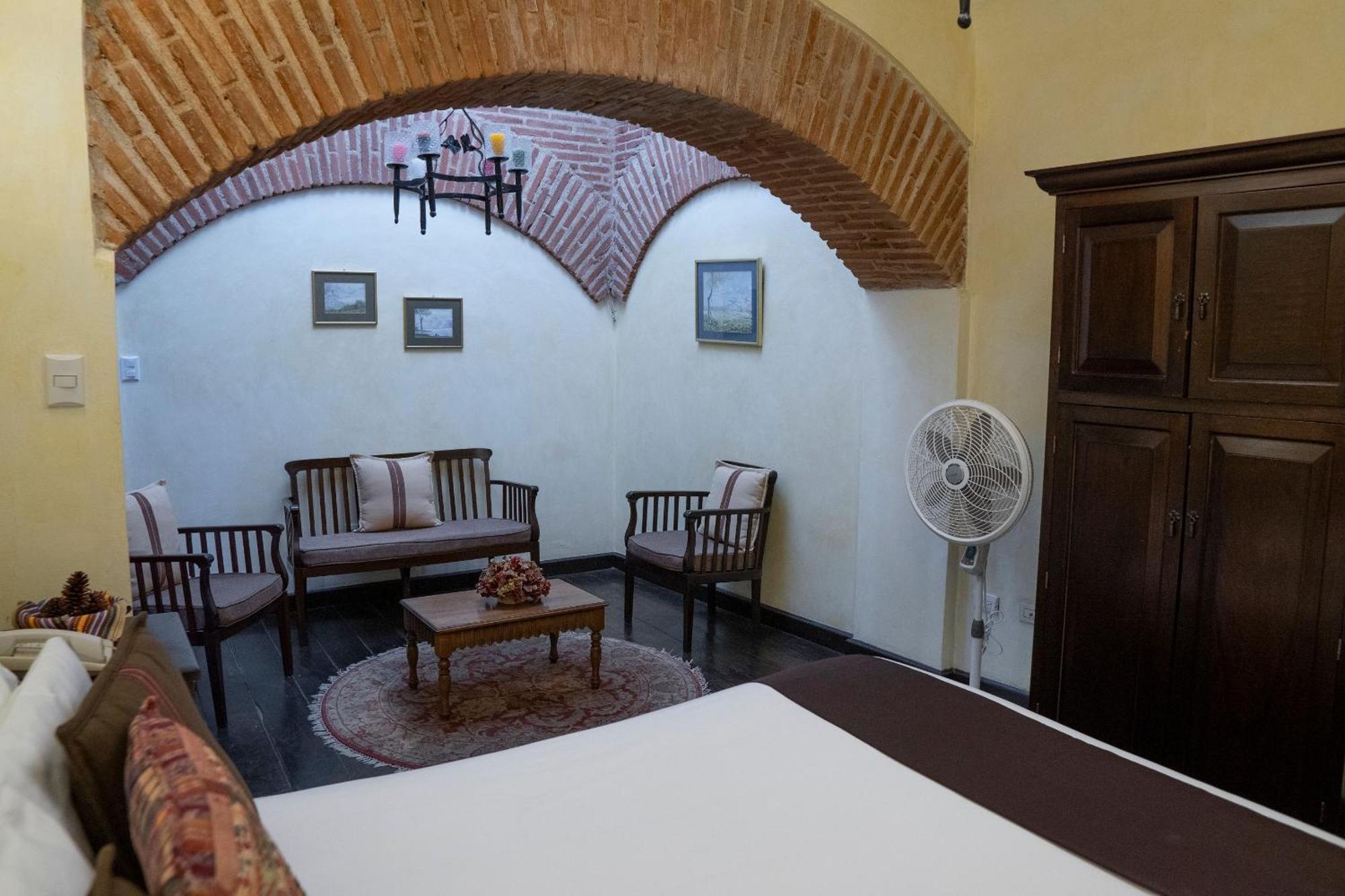 אנטיגואה גואטמלה Casa Noble Hotel מראה חיצוני תמונה