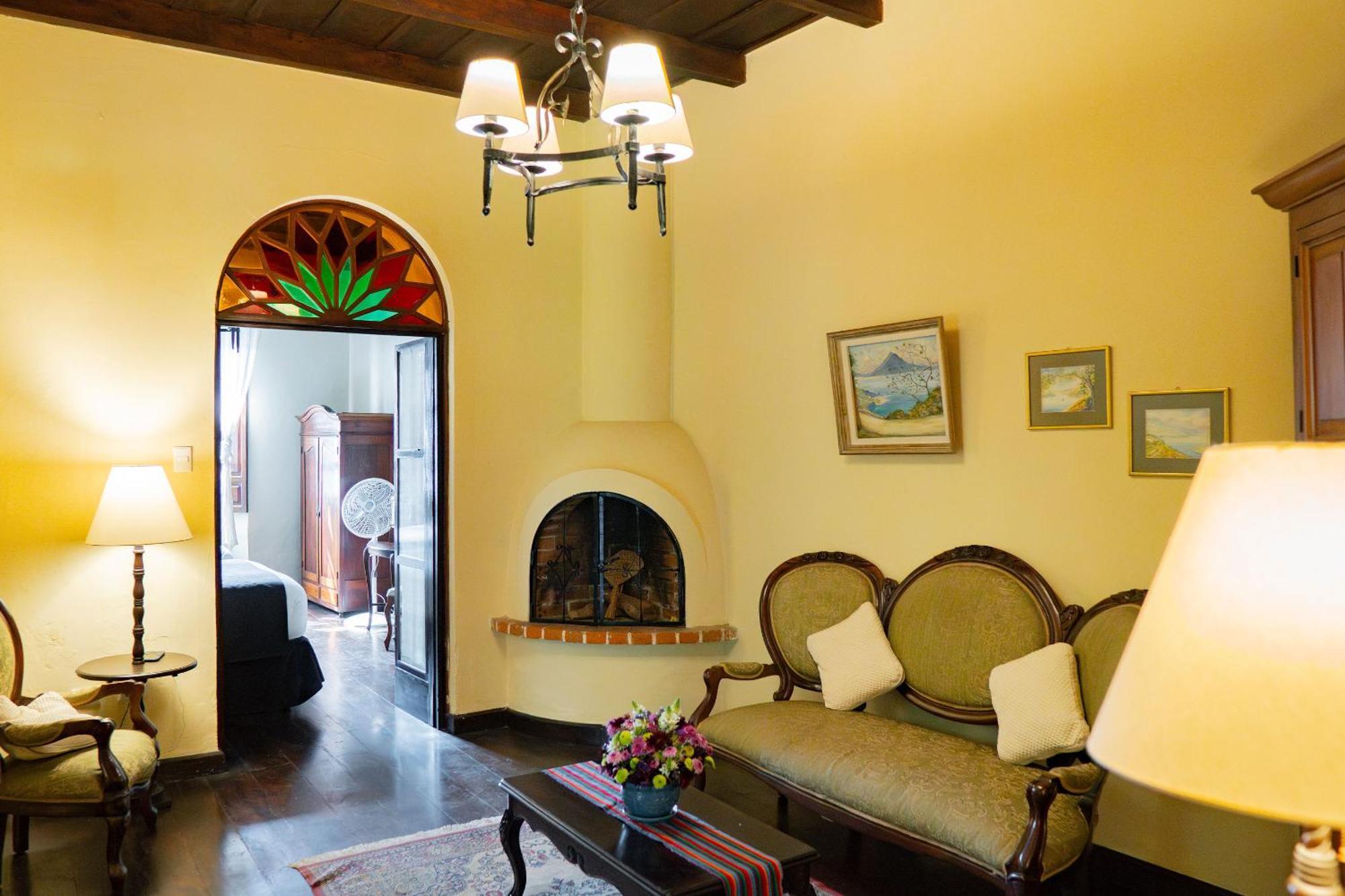 אנטיגואה גואטמלה Casa Noble Hotel מראה חיצוני תמונה