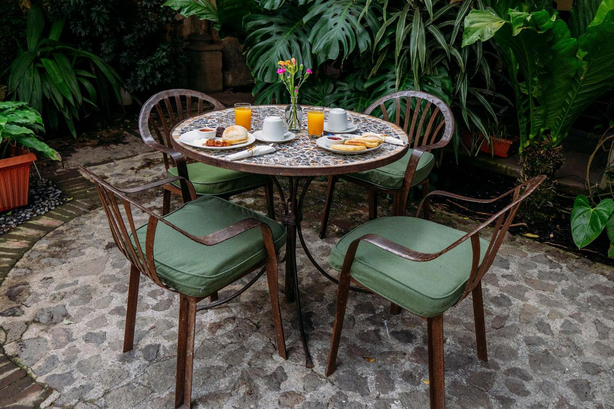 אנטיגואה גואטמלה Casa Noble Hotel מראה חיצוני תמונה